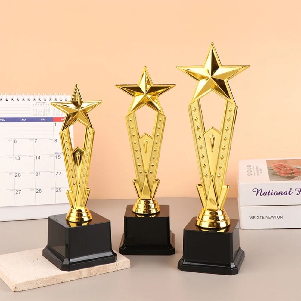 Golden Award Trophy Star Plast - Badminton Cup recensione e prezzo
